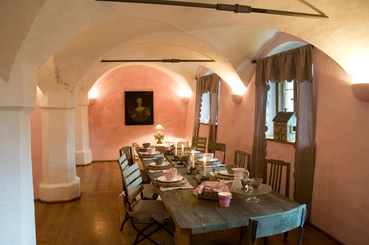 Hotel Schloss Amerang Exteriör bild
