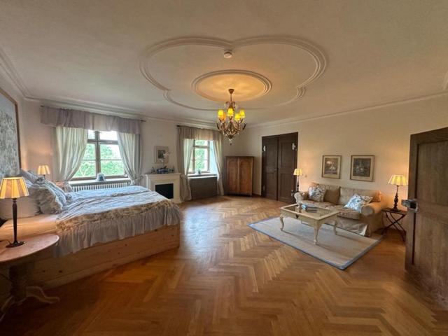 Hotel Schloss Amerang Exteriör bild