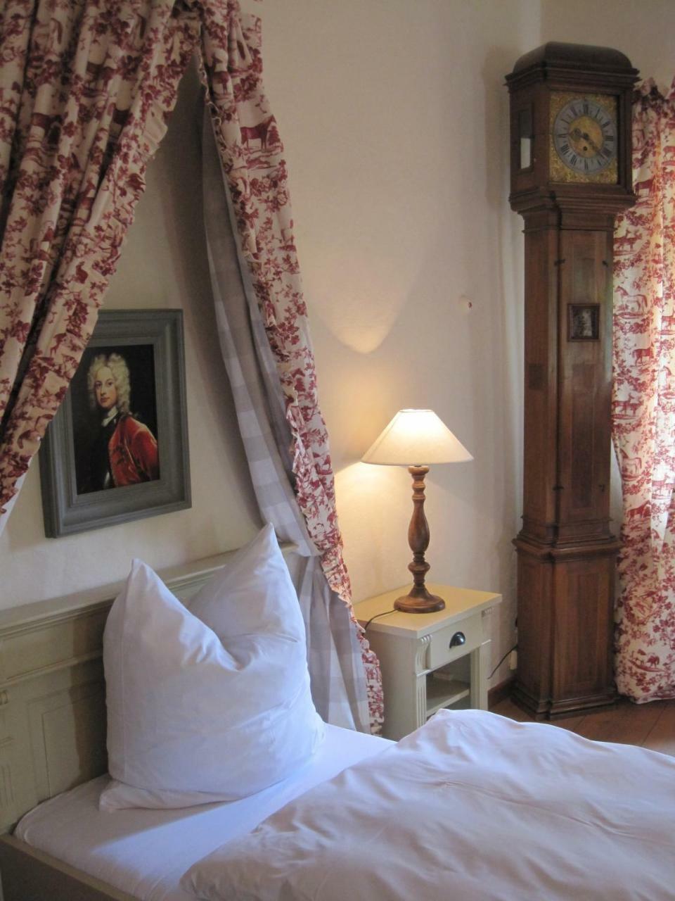 Hotel Schloss Amerang Exteriör bild